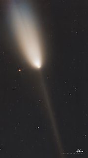 Comet C/2023 A3 (Tsuchinshan-ATLAS) in the evening sky, San Jose, California.